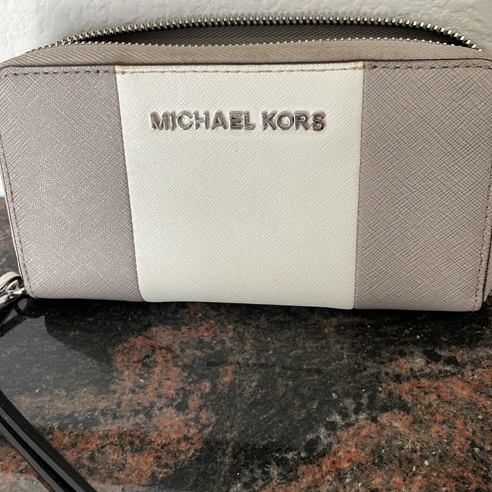 Michael Kors Color Block Wallet - image 4